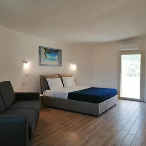 Zola Bed & Breakfast